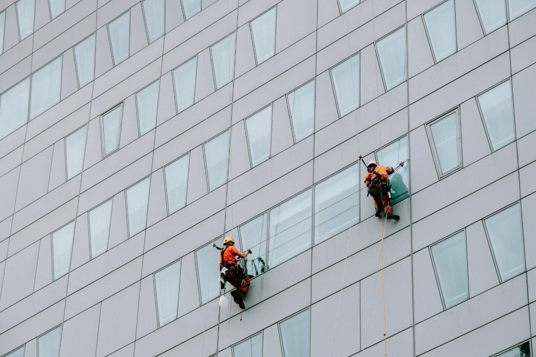 Fa&ccedil;ade Cladding & Building Remediation: What to Look for in a Contractor